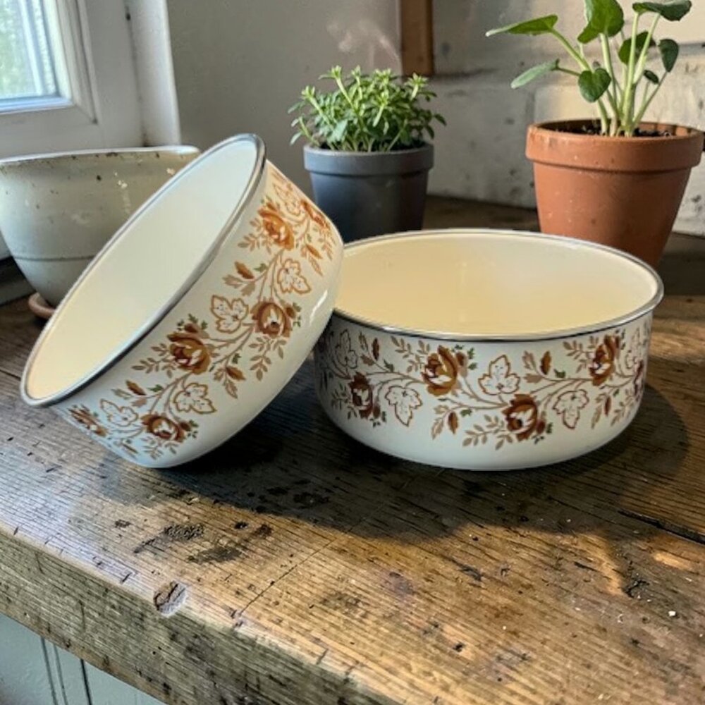 Vintage, Kobe Enamelware, Mixing, Nesting Bowls, Set of Two Brown Cream Flowers